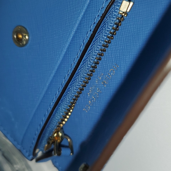 HENRI BENDEL Sky Blue Centennial Stripe Leather Keychain Wallet Coin Purse - Picture 6 of 10